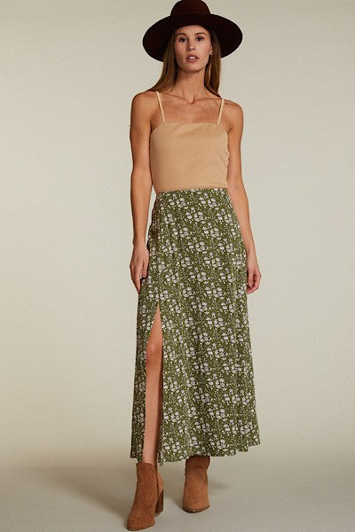 Maxi skirt with slit detail