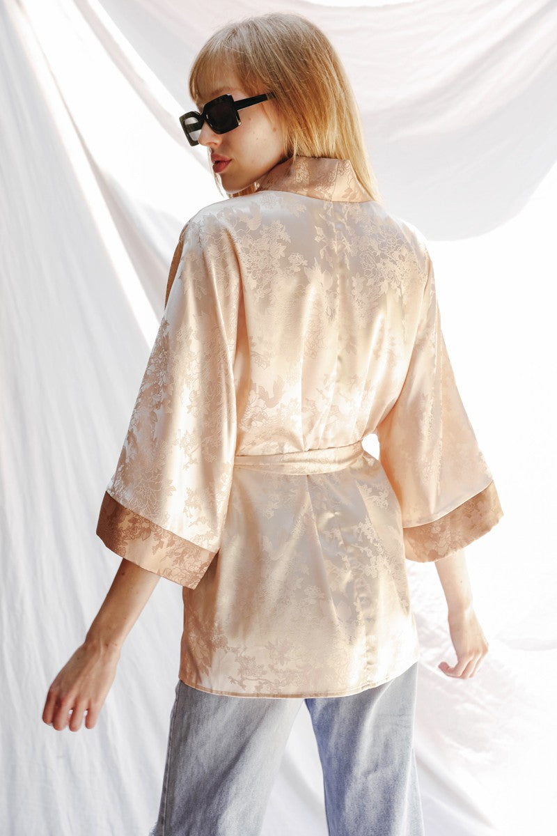 Tonal jacquard kimono