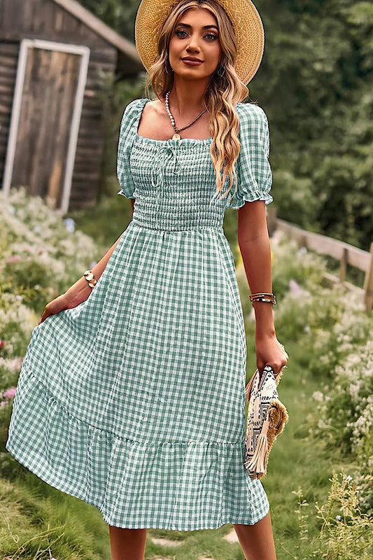 Gingham puff sleeve midi dress