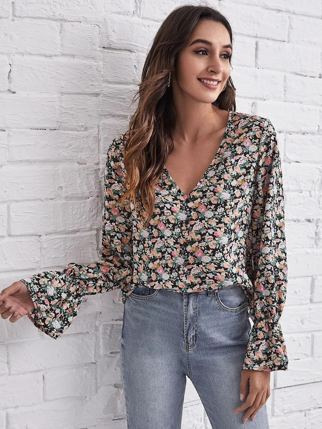 Long sleeve floral top