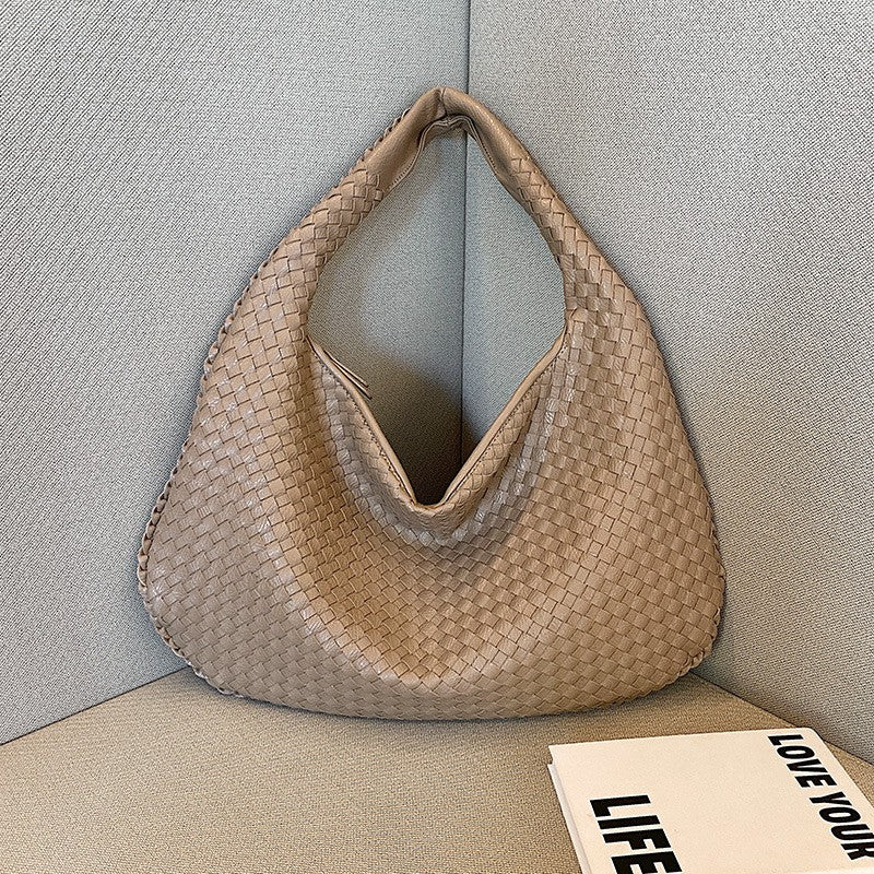 Woven handbags