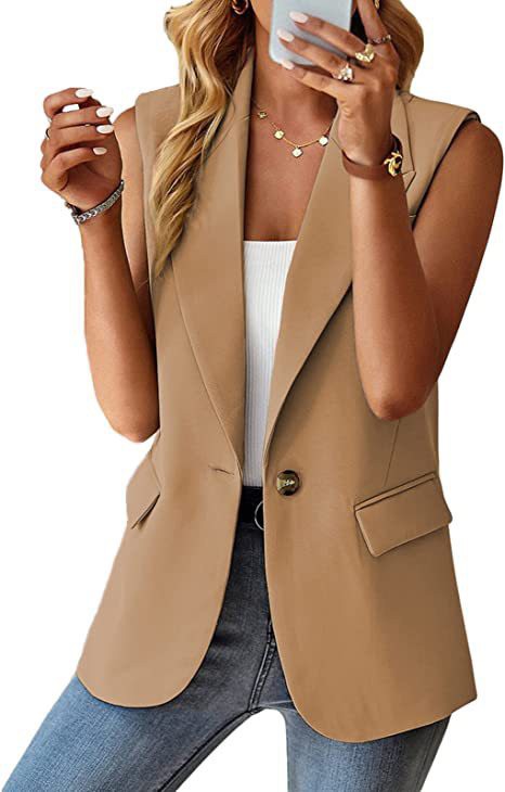 Sleeveless blazer