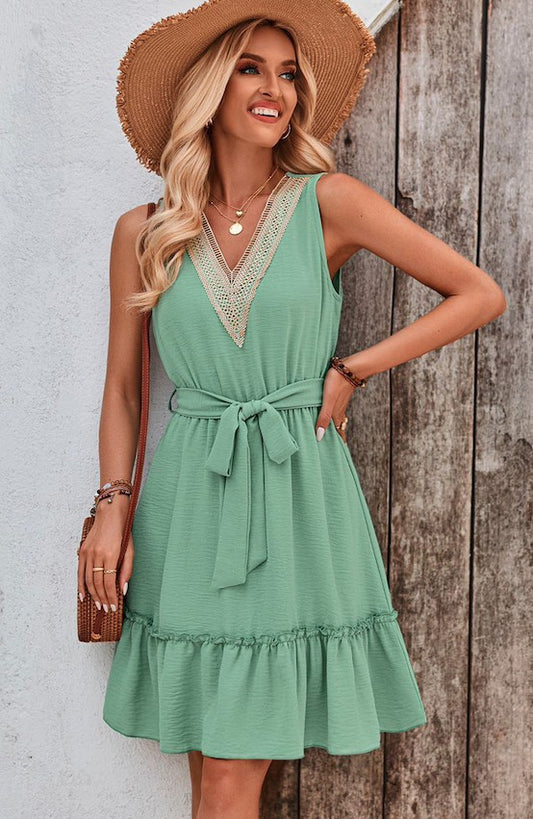 V-neck ruffled hem dress