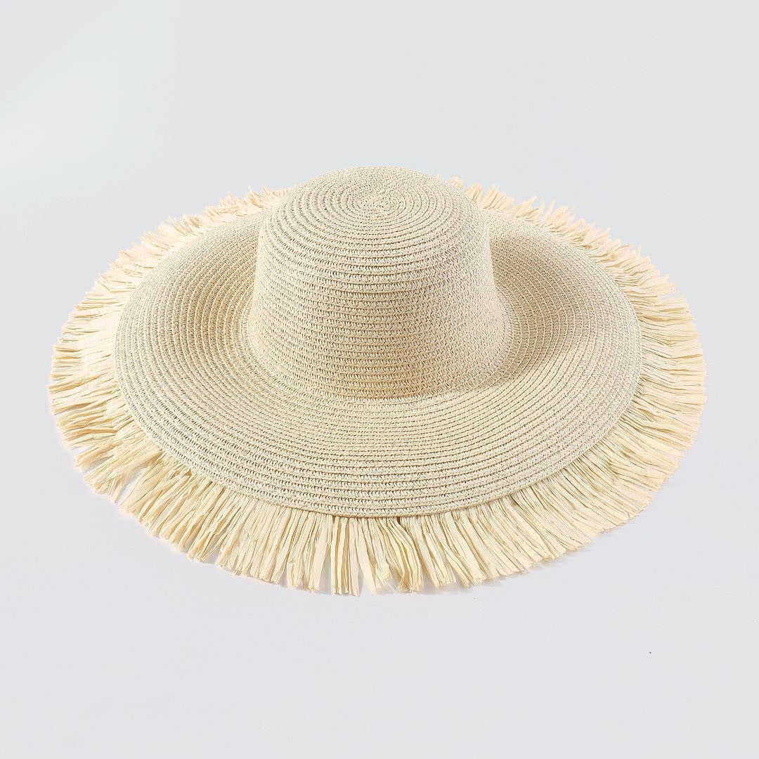 Big sun hat with fringe trim