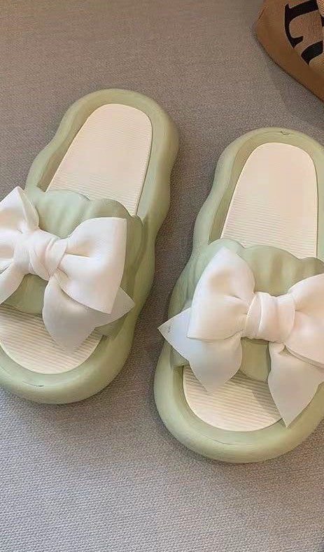 Cute Bow Slides