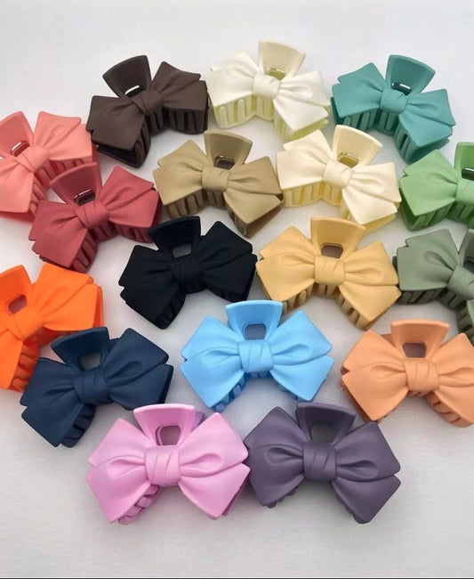 Bow hair clips