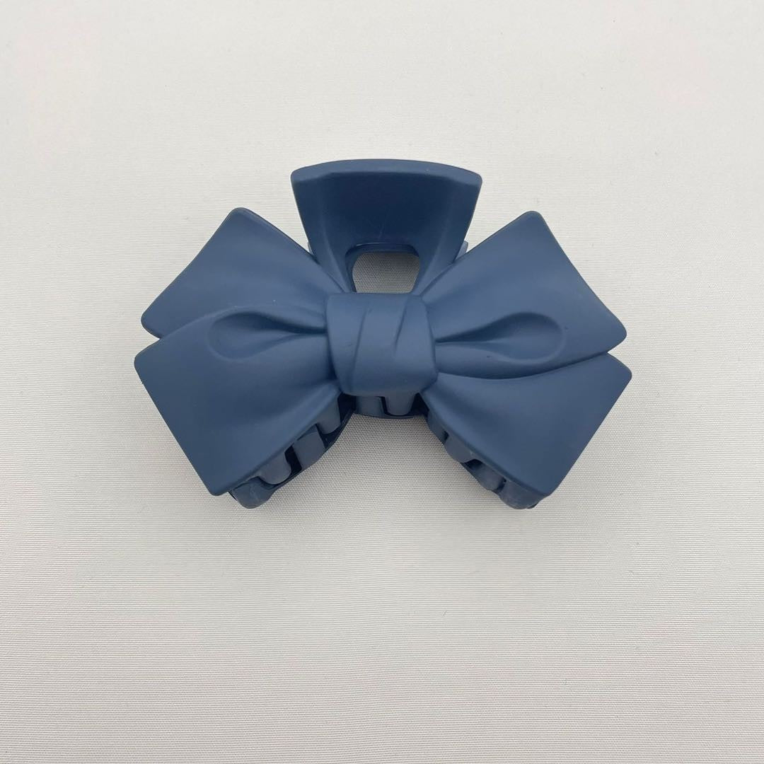 Bow hair clips