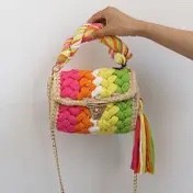 Crochet mini hang bag