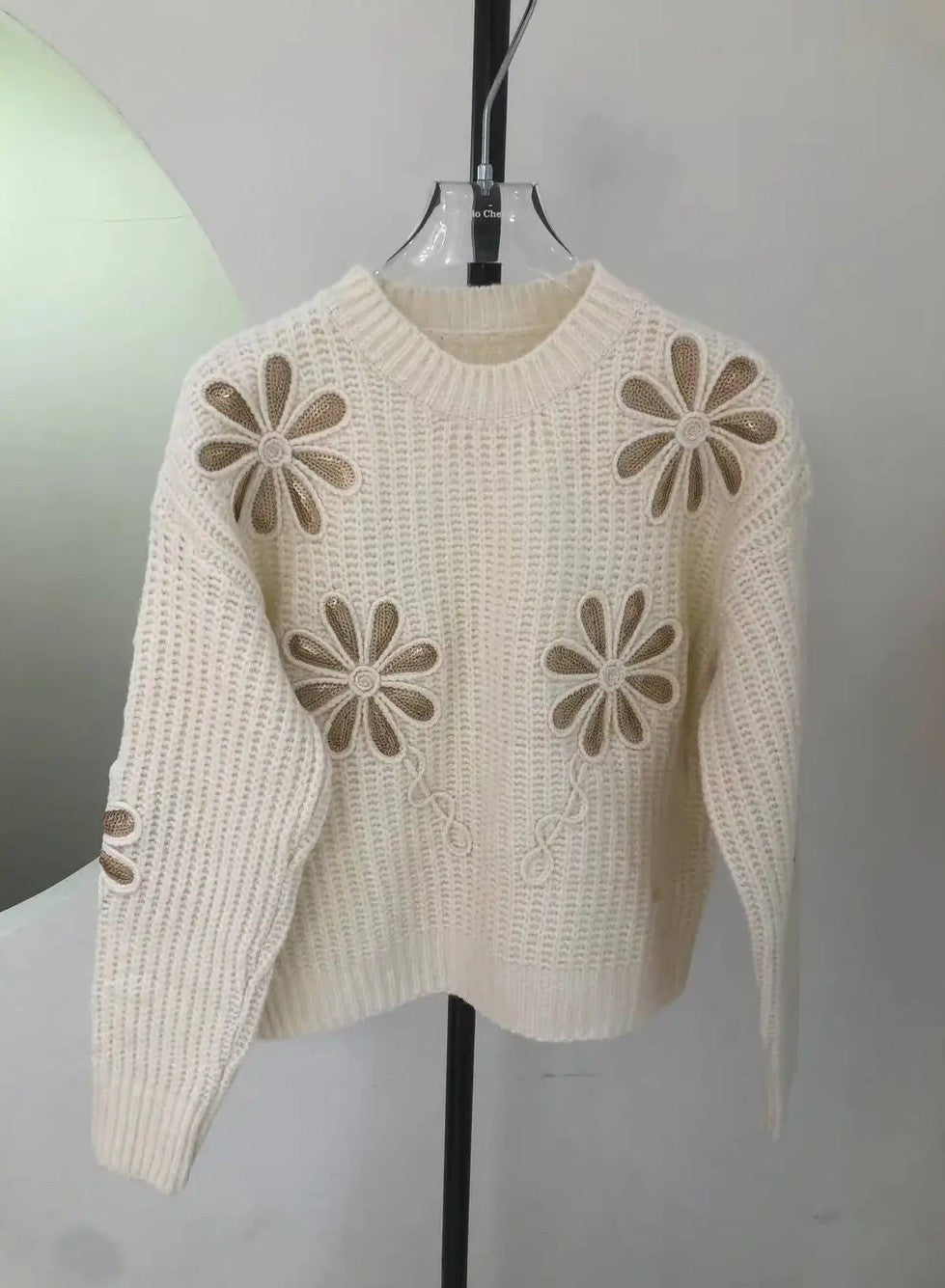 Flower knit sweater