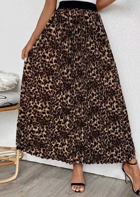Leopard pleated maxi skirt
